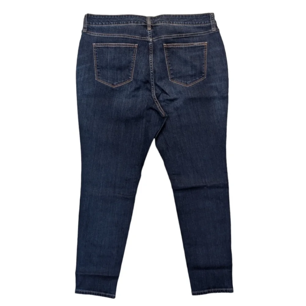 ➕ St John's Bay Skinny Mid Rise Jeans | Size 18W - Picture 3 of 7